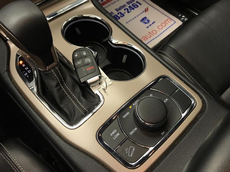 Used 2016 Jeep Grand Cherokee LimitedImage 16