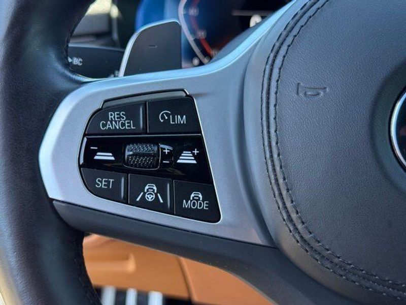 Used 2023 BMW 5 Series 540iImage 21