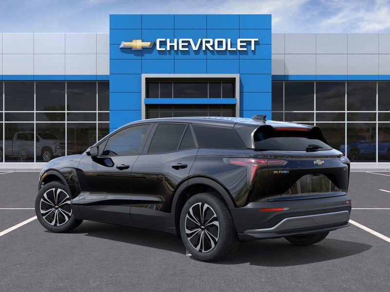 New 2025 Chevrolet Blazer EV FWD LTImage 3