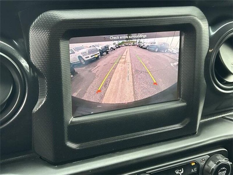 Used 2022 Jeep Wrangler Unlimited Sport AltitudeImage 25