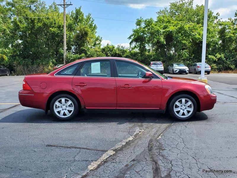 Used 2007 Ford Five Hundred SELImage 6
