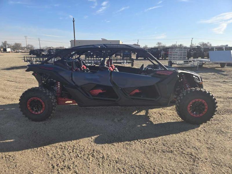 New 2026 Can-Am MAVERICK MAX XDS 64 TRR 