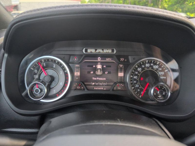 2019 RAM 2500 LaramieImage 23