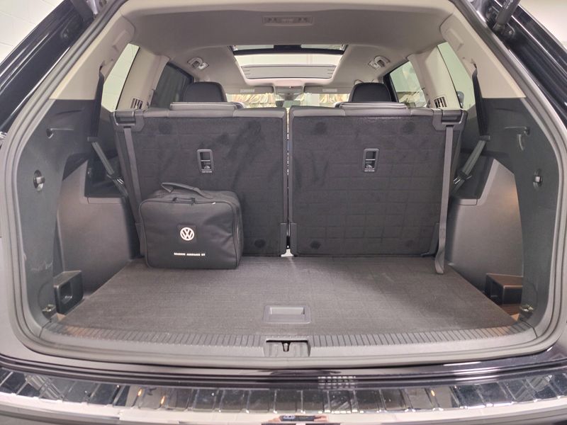 Used 2023 Volkswagen Atlas V6 AWD SEL Premium R-Line w/SunroofImage 15