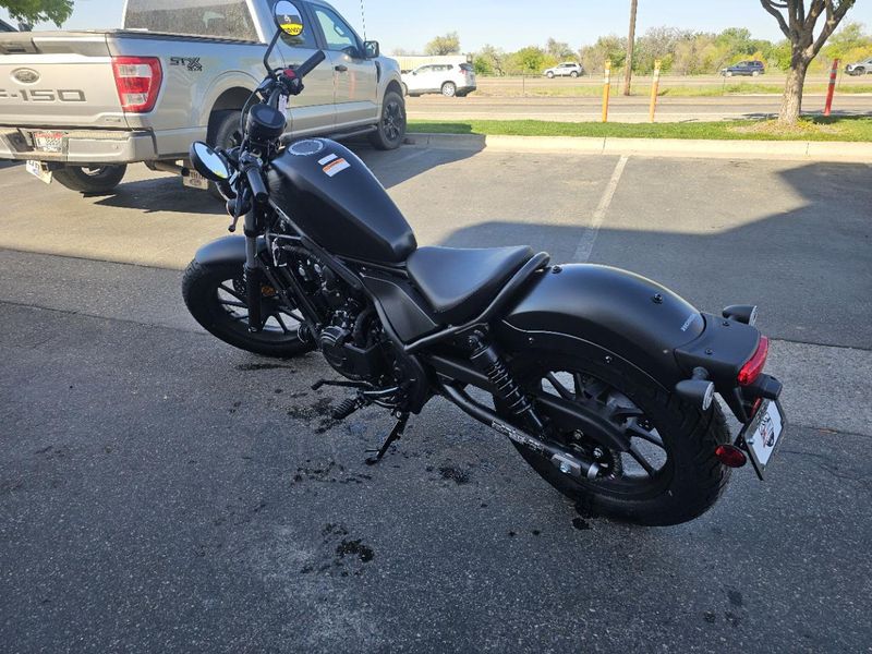 2025 Honda REBEL 500 