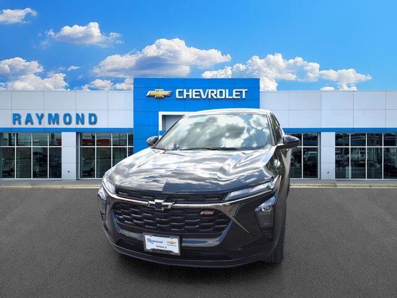 New 2026 Chevrolet Trax 1RSImage 8