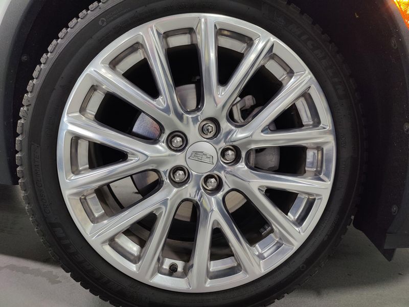 Used 2021 Cadillac XT4 AWD Luxury w/Sunroof/Cold PkgImage 9
