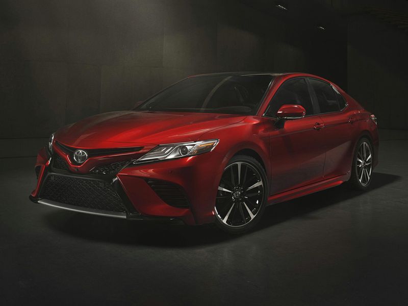 New 2019 Toyota Camry SEImage 1