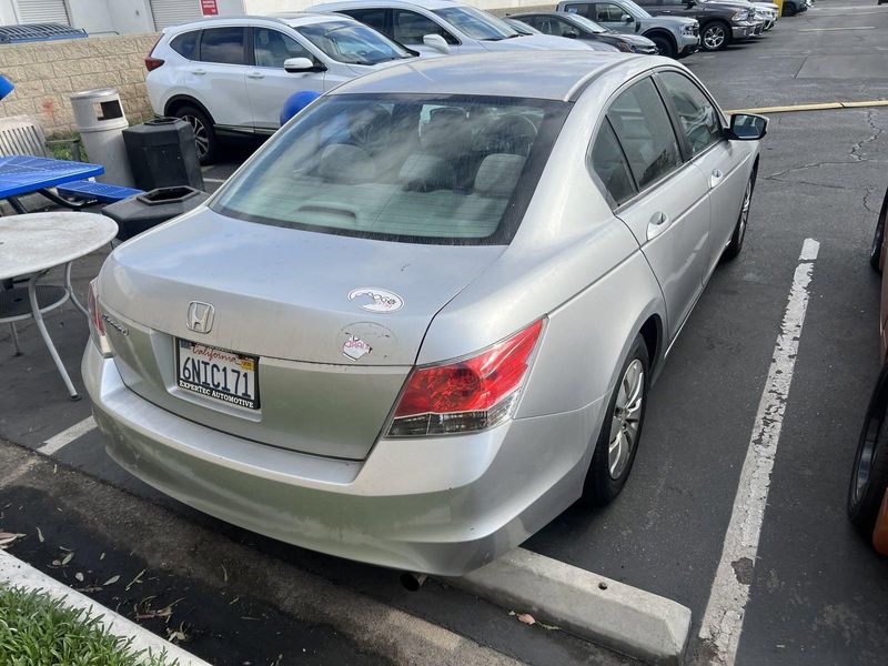 2010 Honda Accord Sdn LXImage 2