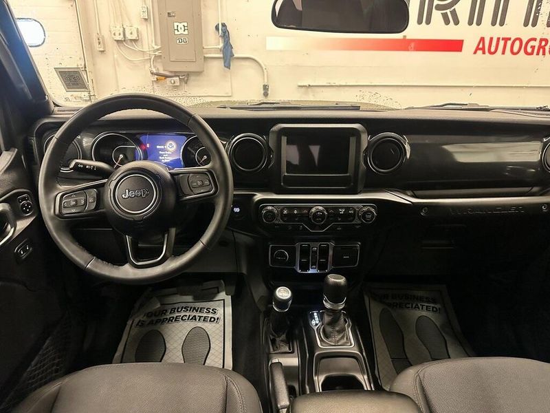 2023 Jeep Wrangler SportImage 23