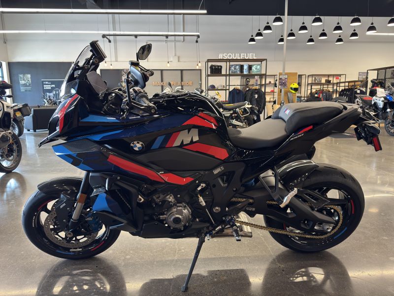 2025 BMW M 1000 XR BLACK STORM METALLIC 