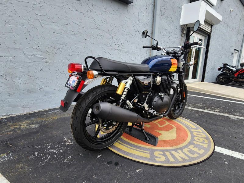 New 2024 Royal Enfield INTERECEPTOR 650 Image 13