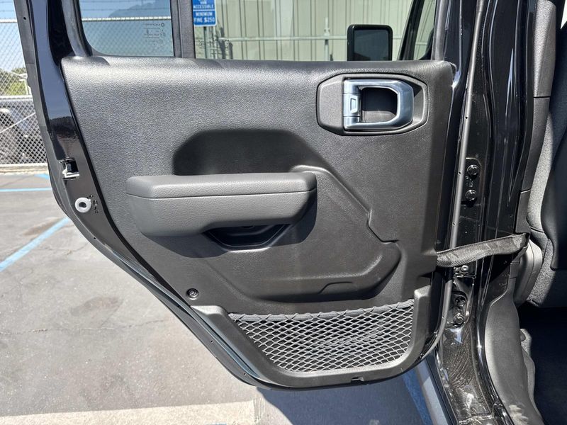 New 2026 Jeep Gladiator Rubicon 4x4