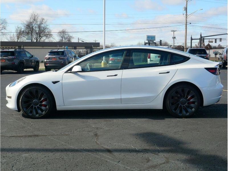 2023 Tesla Model 3 PerformanceImage 13