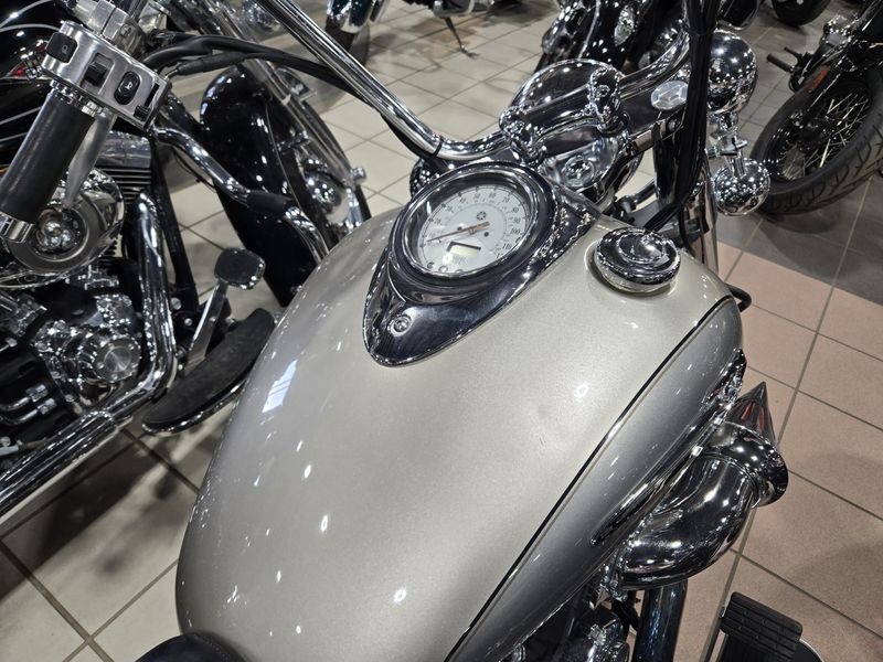 USED 2006 YAMAHA V STAR 1100 SILVERADO Image 10