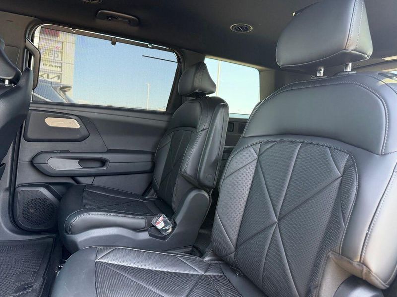 New 2027 Kia Telluride Hybrid EXImage 14