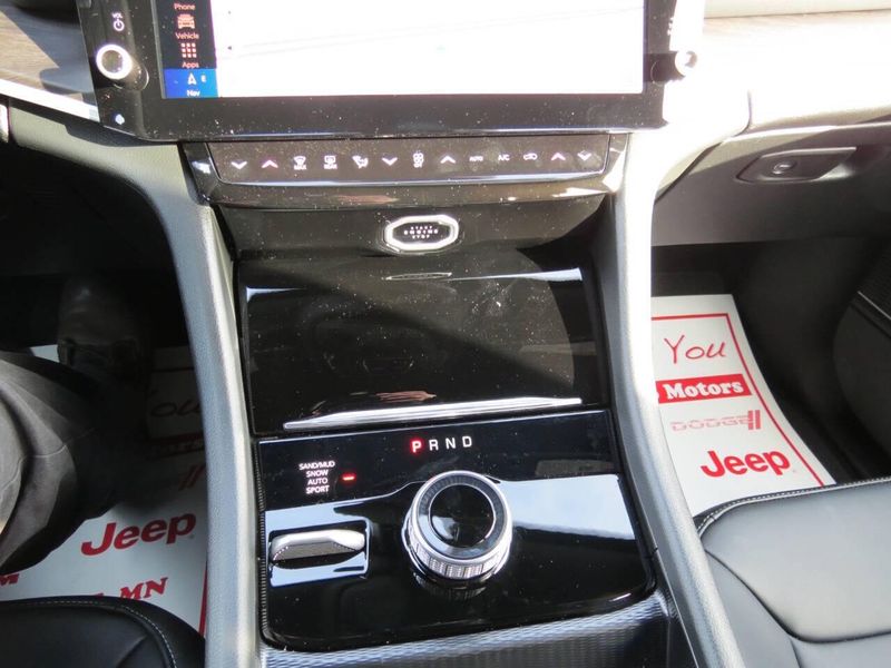New 2026 Jeep Grand Cherokee Limited 4x4Image 15