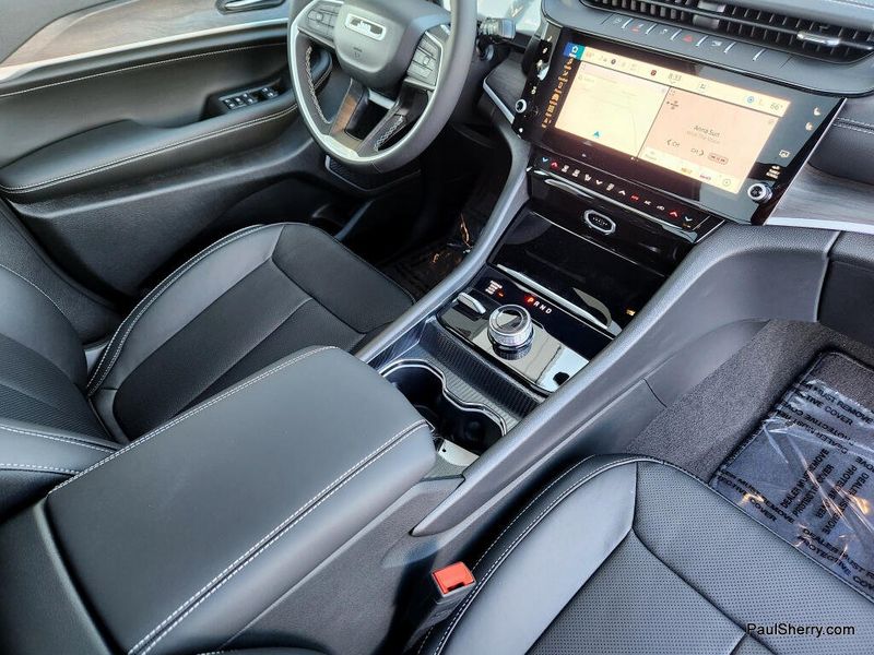 New 2026 Jeep Grand Cherokee L Limited Reserve 4x4
