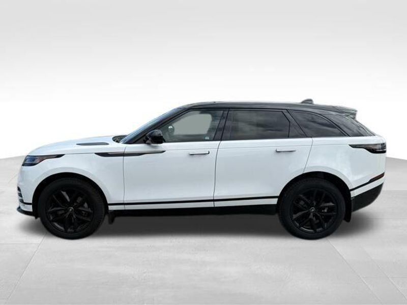 Used 2025 Land Rover Range Rover Velar Dynamic SE