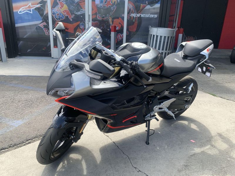 New 2025 CFMOTO 450SS Image 16
