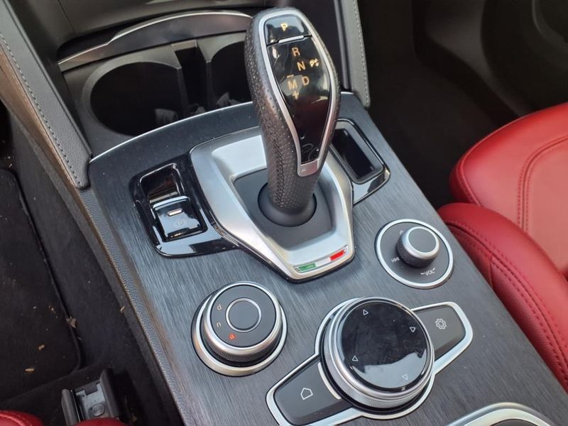 2022 Alfa Romeo Stelvio SprintImage 24