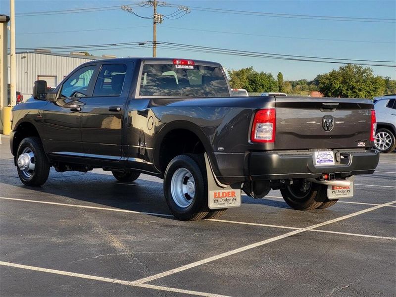 2024 RAM 3500 Tradesman Crew Cab 4x4 8