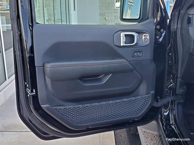 New 2026 Jeep Wrangler 4-door Sahara