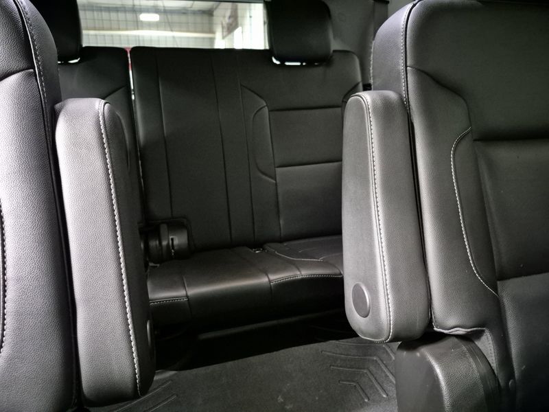 2019 Chevrolet Tahoe LTImage 13