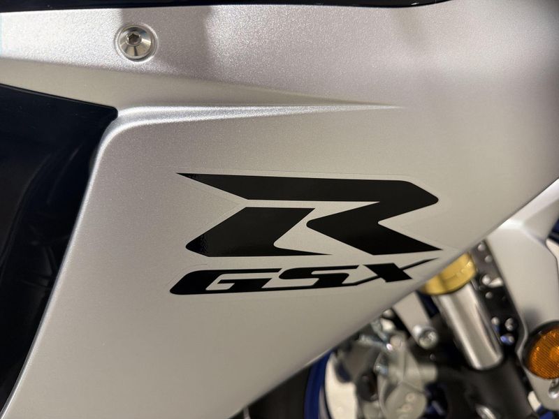 New 2026 Suzuki GSX-R750 Image 27