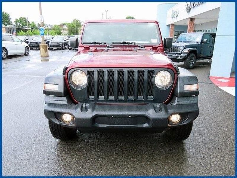 2022 Jeep Wrangler Sport SImage 3
