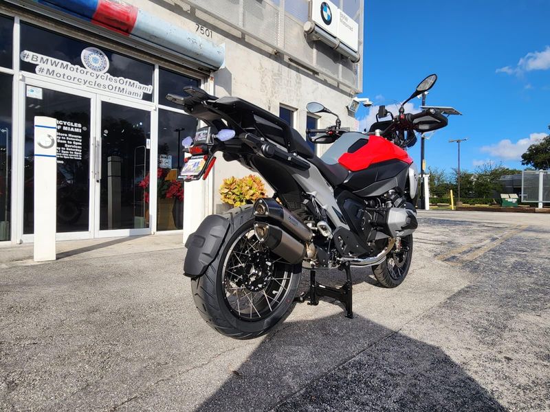 2026 BMW R 1300 GSImage 13