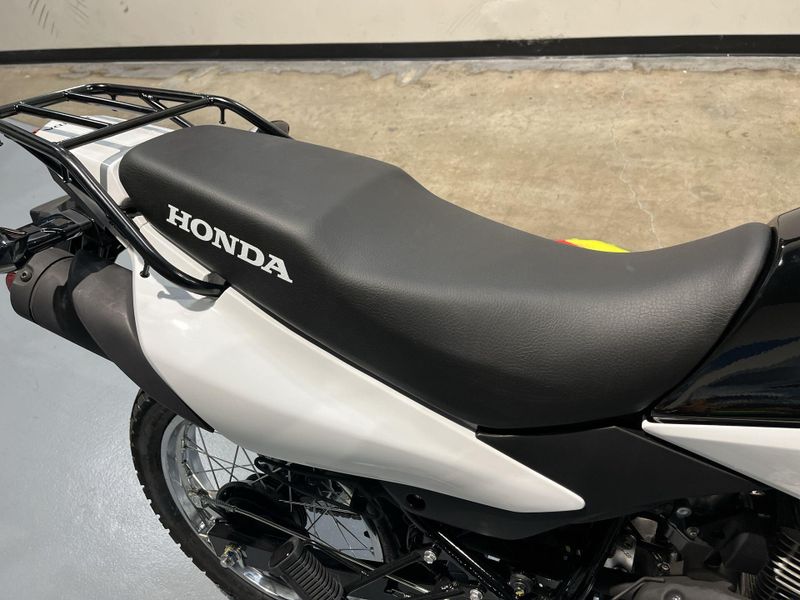 New 2025 Honda XR150L Image 11