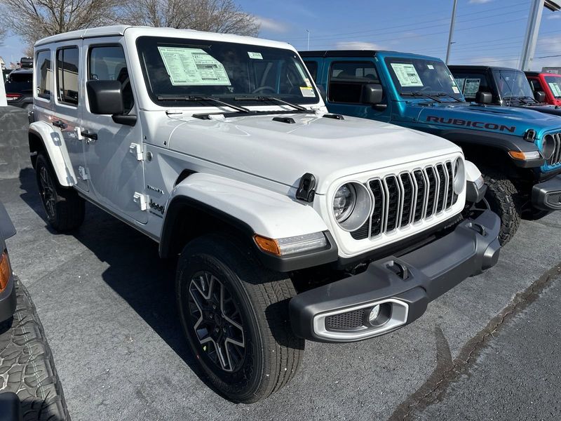 2024 Jeep Wrangler 4-door SaharaImage 3