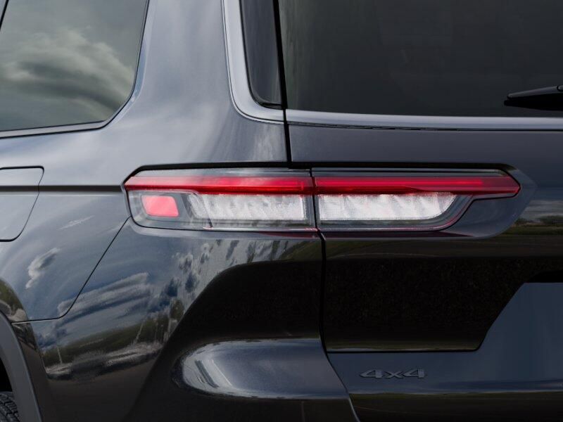 New 2026 Jeep Grand Cherokee L Laredo Altitude 4x4Image 35