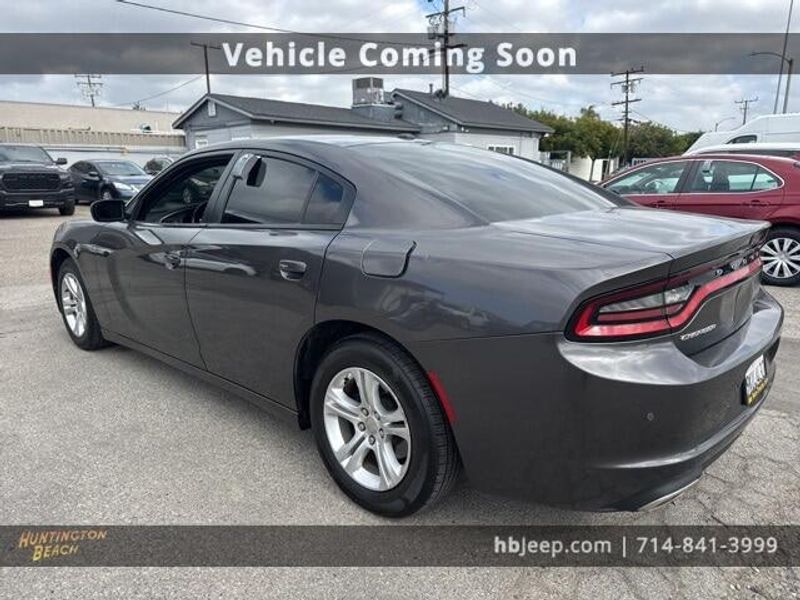 2021 Dodge Charger SXTImage 7