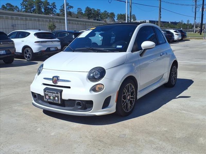 2015 Fiat 500c AbarthImage 2