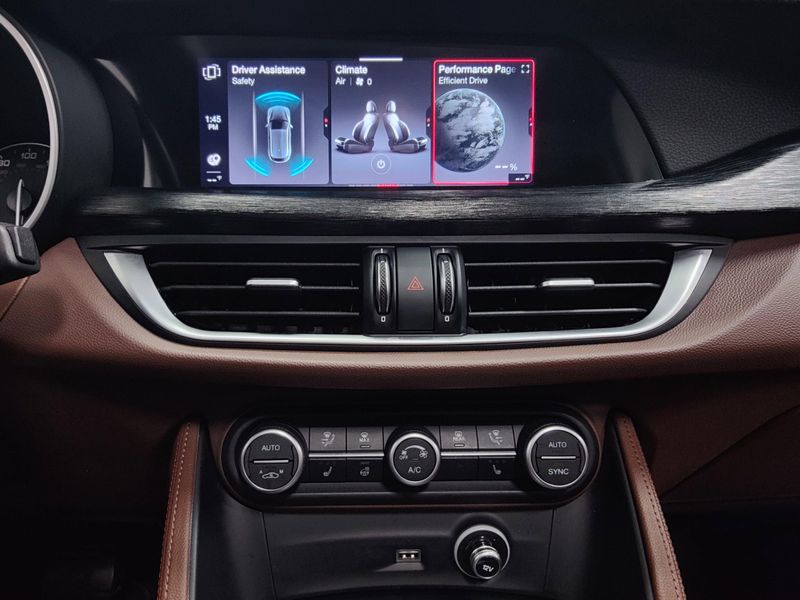 2021 Alfa Romeo Stelvio Nero AWD w/Sunroof/Activ AsstImage 23