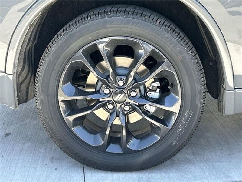 New 2025 Dodge Durango Gt RwdImage 10