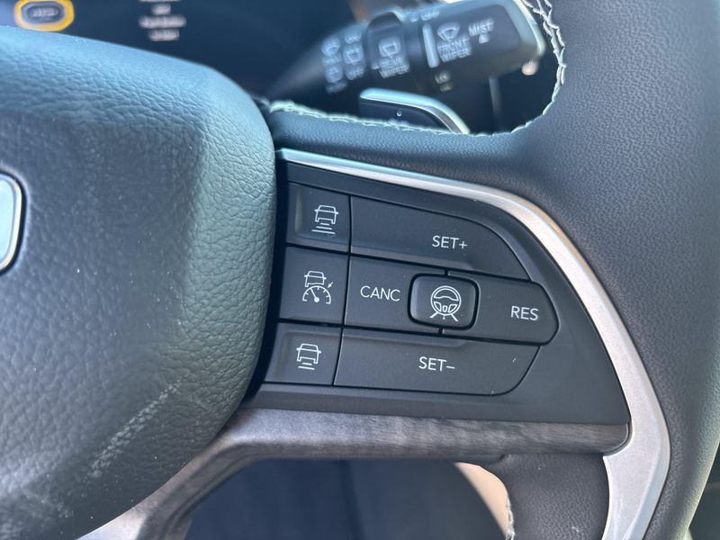 New 2026 Jeep Grand Cherokee Limited 4x4Image 31