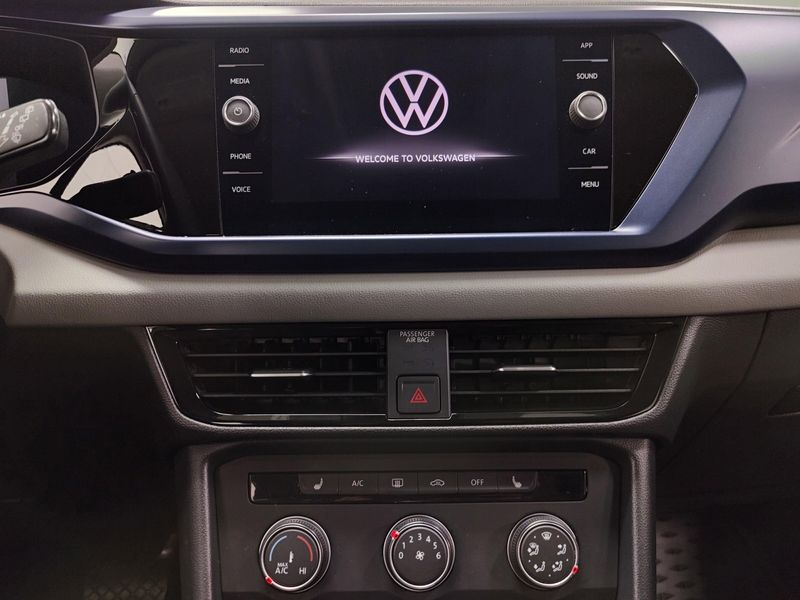 Used 2022 Volkswagen Taos SE 4-Motion AWDImage 18