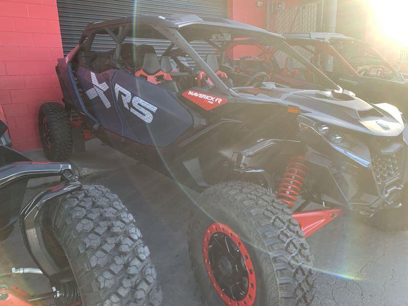New 2025 Can-Am MAVERICK R MAX X RS WITH SMART-SHOX 999T DCT Image 6