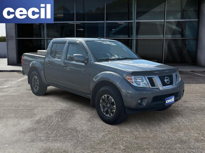 2018 Nissan Frontier PRO-4X photo 6