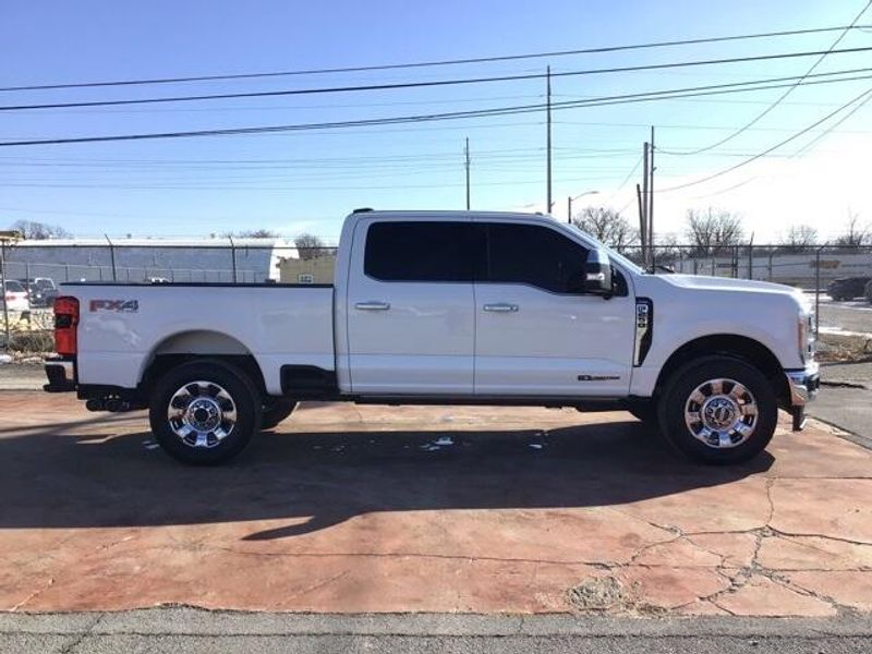 2023 Ford F-250 LariatImage 6