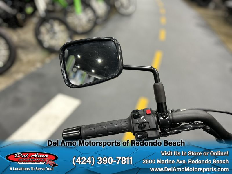 2024 Kawasaki EN650CRFNL-BK1  in a METALLIC FLAT SPARK BLACK exterior color. Del Amo Motorsports of Redondo Beach (424) 304-1660 delamomotorsports.com 