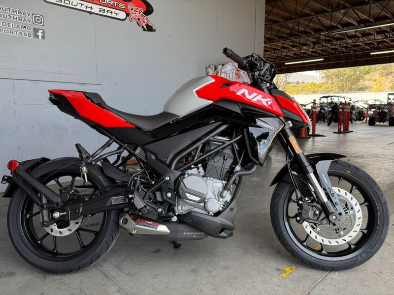 New 2025 CFMOTO 300NK Image 10