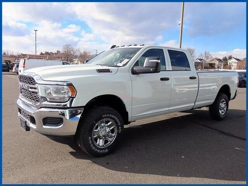 2024 RAM 2500 TradesmanImage 1