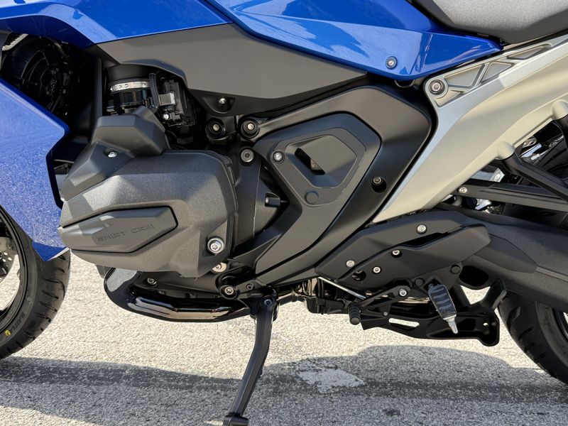 2026 BMW R 1300 RS