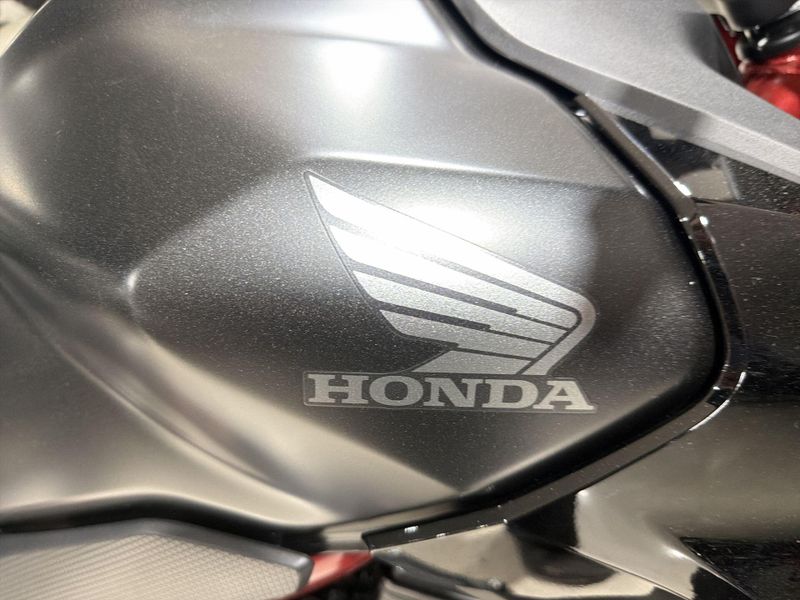New 2026 Honda CB750 HORNET E-CLUTCH Image 26