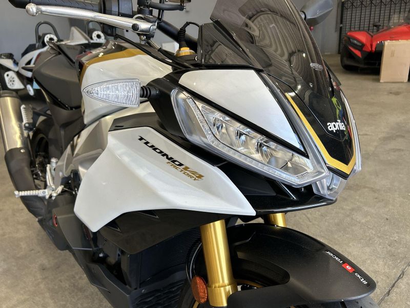 Used 2024 Aprilia TUONO V4 FACTORY 1100 Image 24