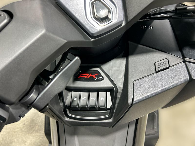 New 2026 Kymco AK 550I PREMIUM Image 20